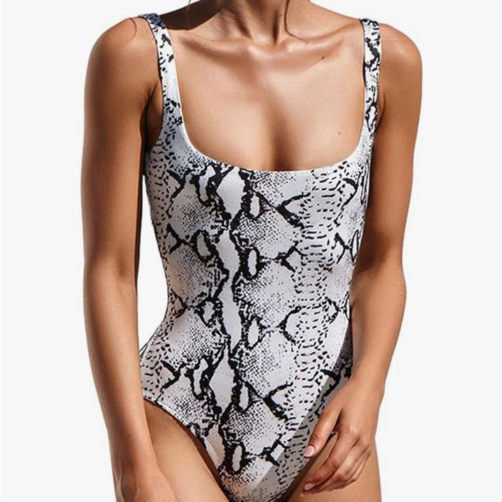 PRETTYGARDEN Swimsuit U Neck Tummy Control Swimwear Slimming Strap Backless